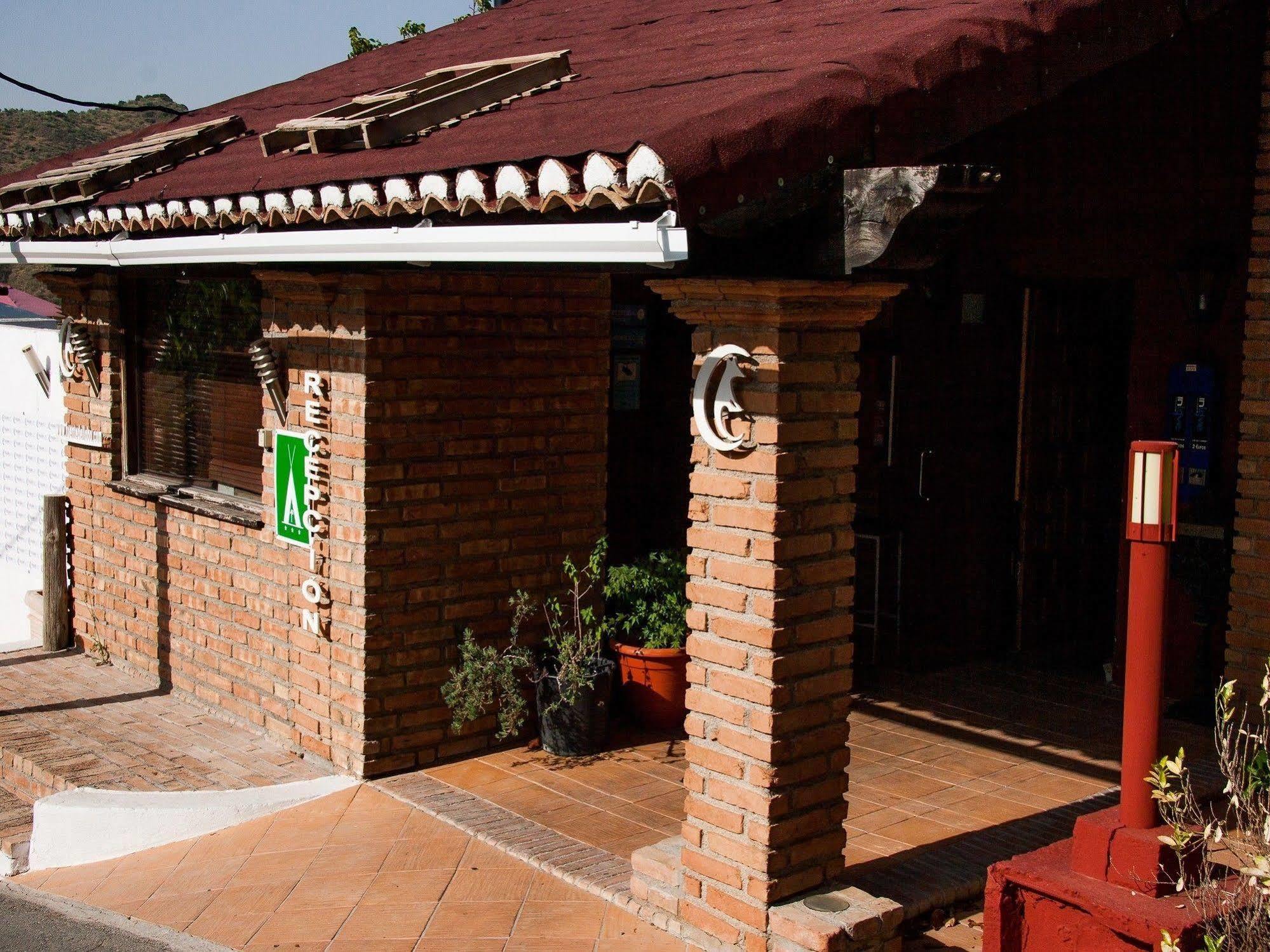 Fuente Del Lobo Glamping & Bungalows - Adults Only Pinos Genil Exteriér fotografie