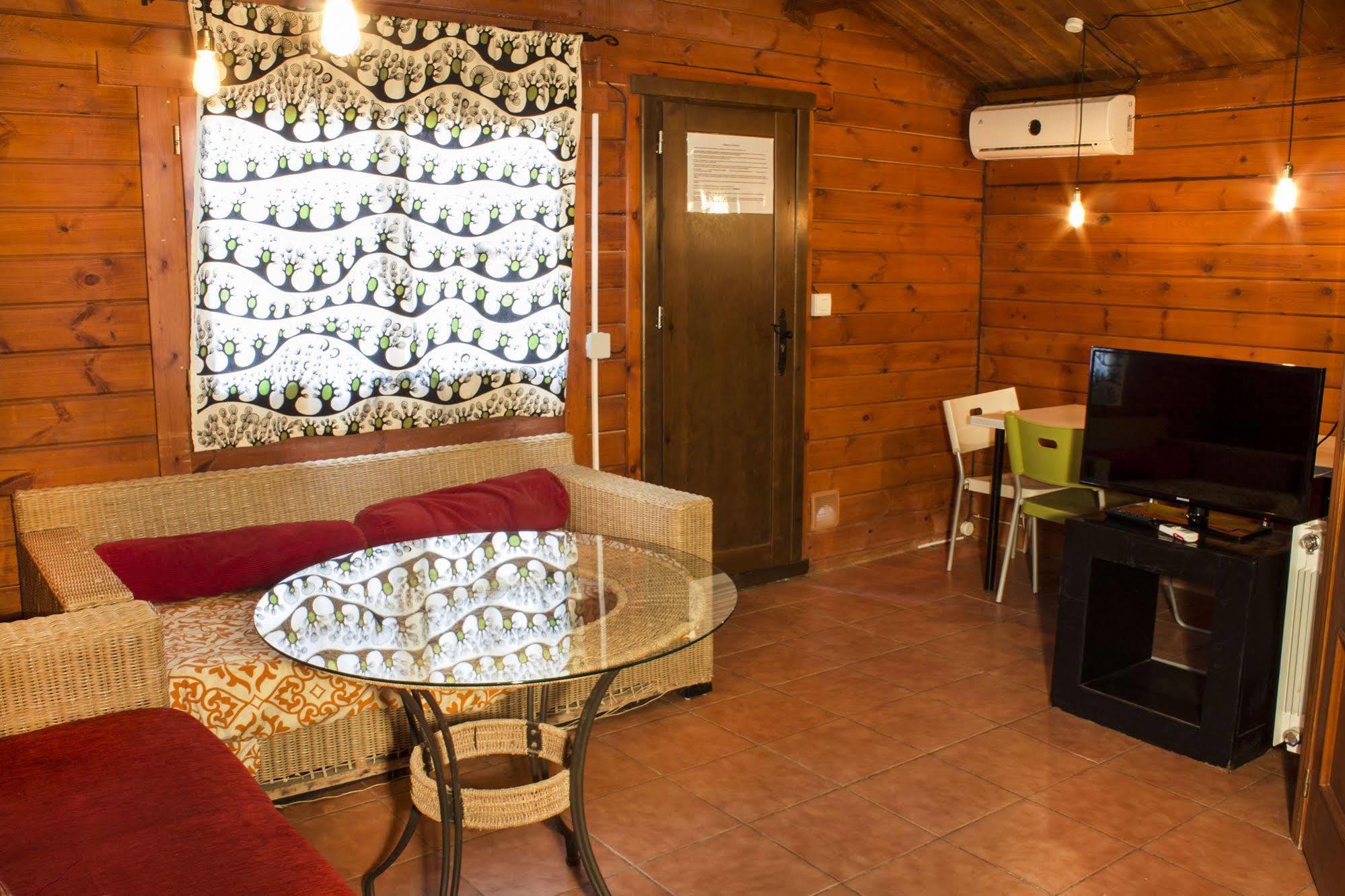 Fuente Del Lobo Glamping & Bungalows - Adults Only Pinos Genil Exteriér fotografie
